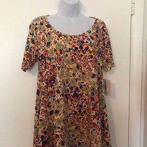 Top.  LulaRoe colorful short sleeves.